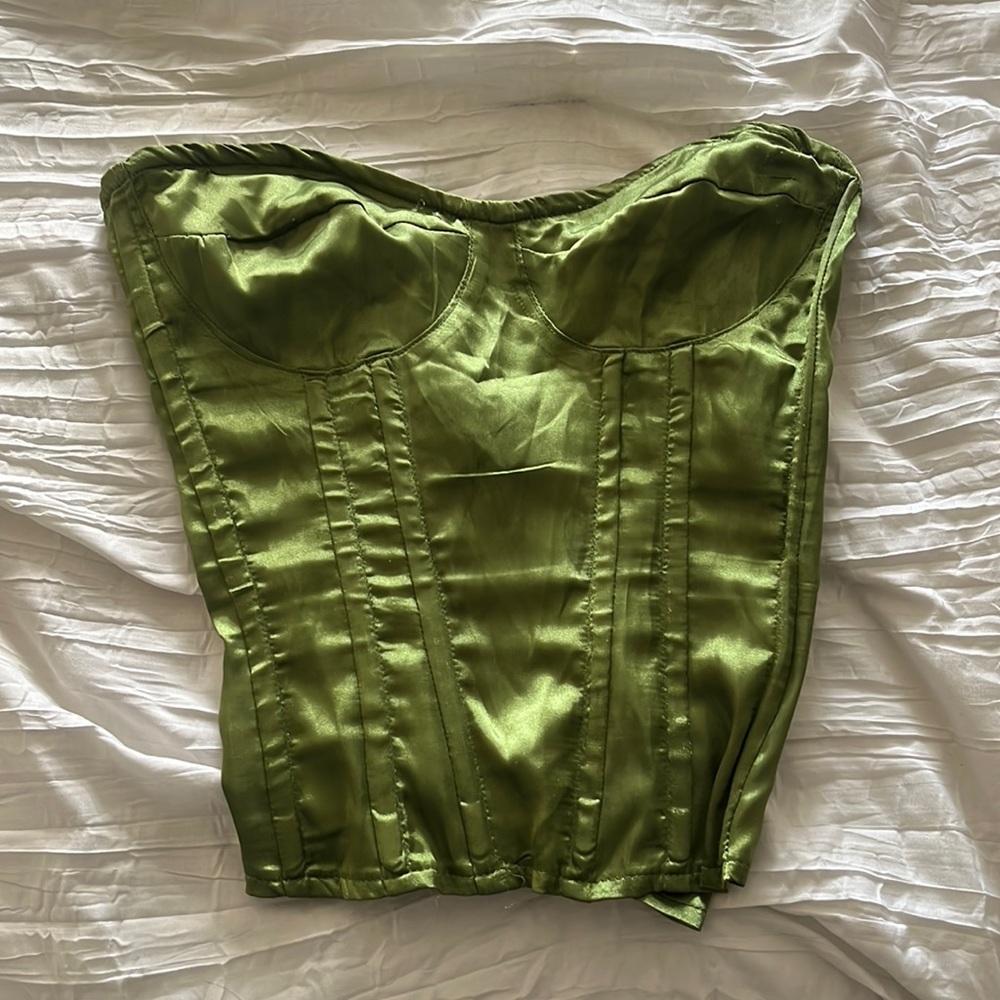 Pretty little thing zip up corset